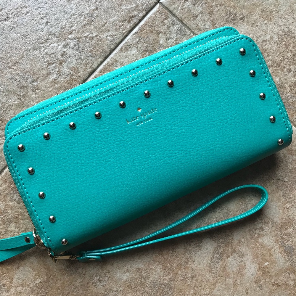 Kate Spade large wristlet!!